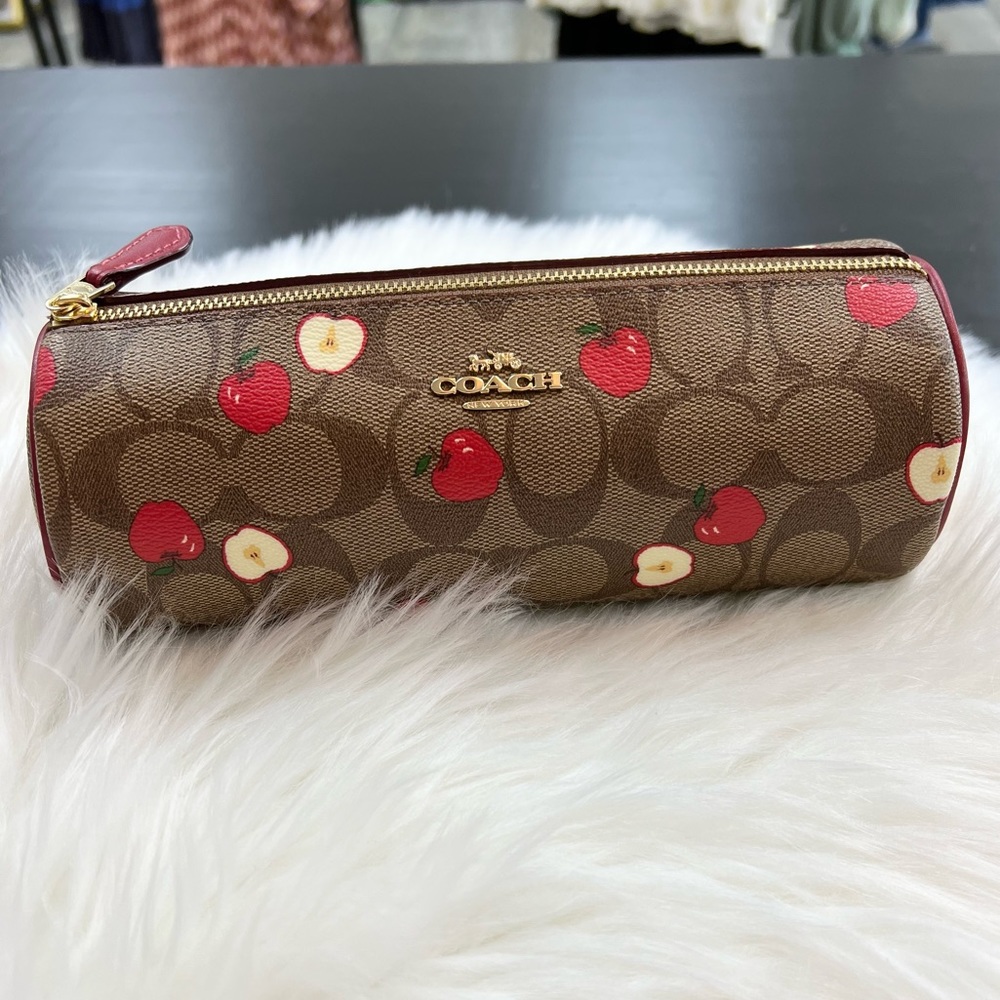 COACH Apple Signature Print makeup brush toiletry cosmetic case